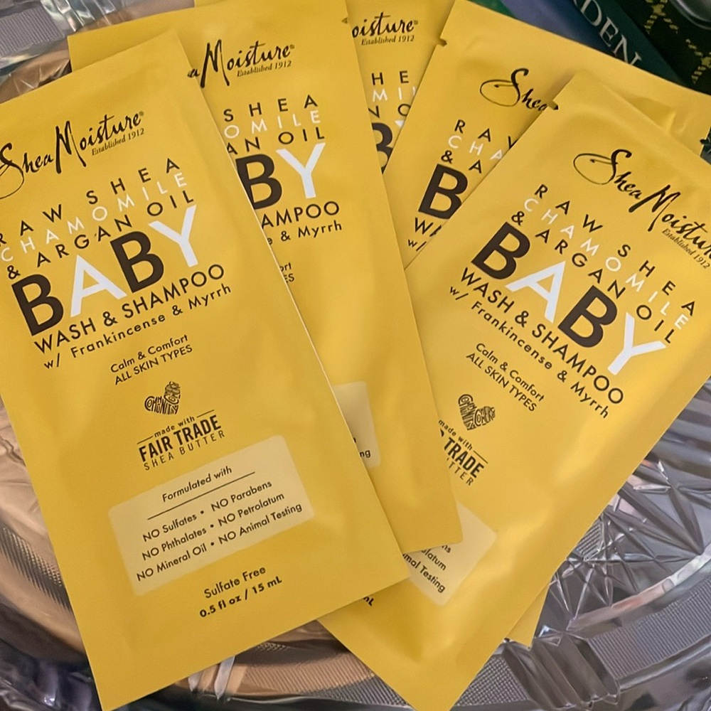 SheaMoisture Baby Bundle: 4 NEW Wash & Shampoo trial packets for All skin types